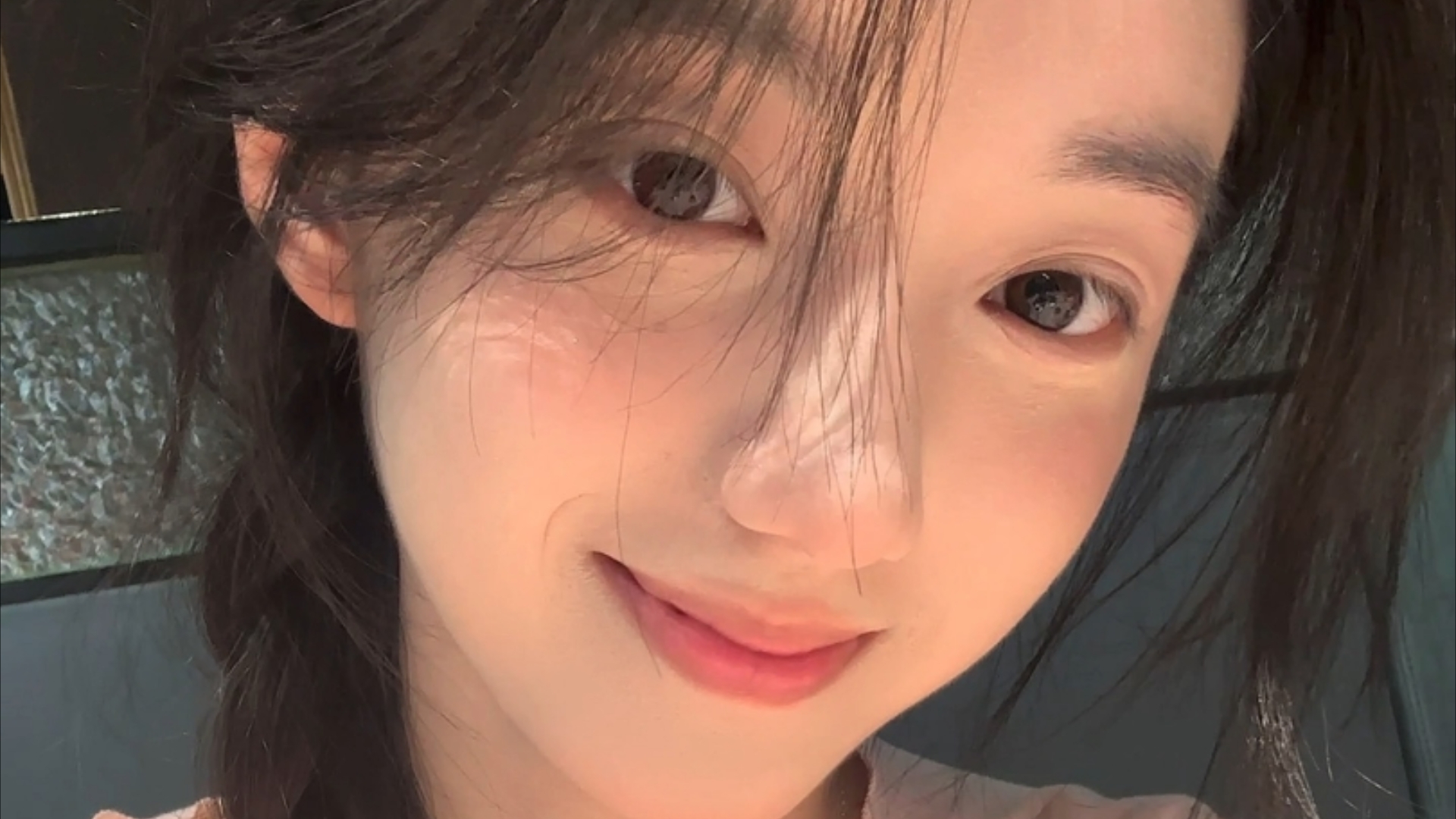 卖手链、发绳……轻轻创业的年轻人把生意做“小”